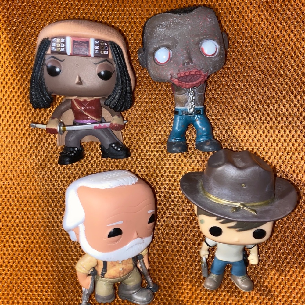 Walking Dead Pop figure bundle